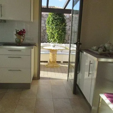 Julia Comfortable Costa Calma