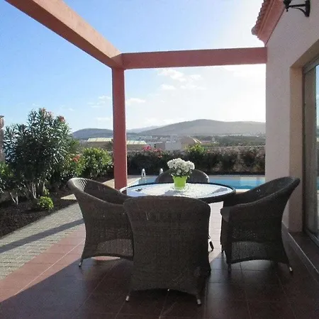 Julia Comfortable Costa Calma